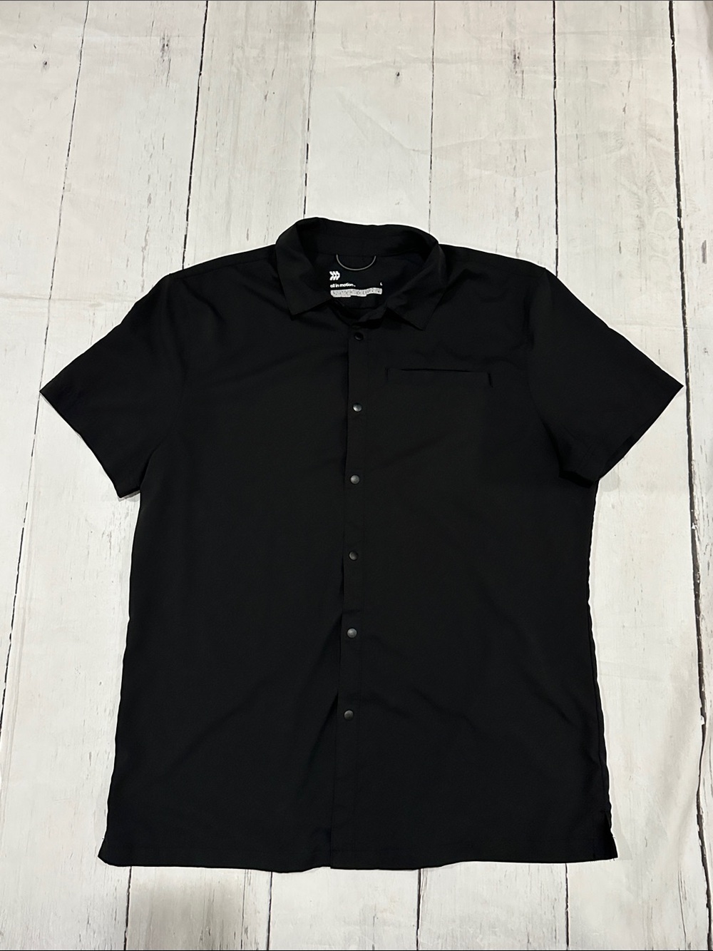 all in motion Black Short-Sleeve Casual Button-Down Shirt size large